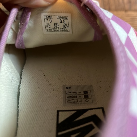 Lavender Checkerboard Vans SZ 8.5 Women’s or 7.0 Men’s, Like New! NWOT - Picture 3 of 4